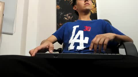  thommy comp online show from February 2025 03:45:02 AM