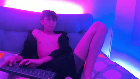  thommy comp online show from March 2025 09:16:01 AM