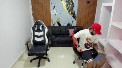 thomson_hot01 online show from March 2026 07:15:01 AM