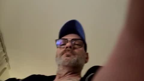 Snapshot of thomster1972good chatting on January 2026 02:26:02 AM Tom online show from January 2026 02:26:02 AM