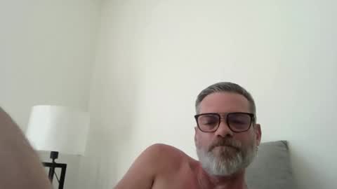 Snapshot of thomster1972good chatting on March 2026 01:05:01 PM Tom online show from March 2026 01:05:01 PM