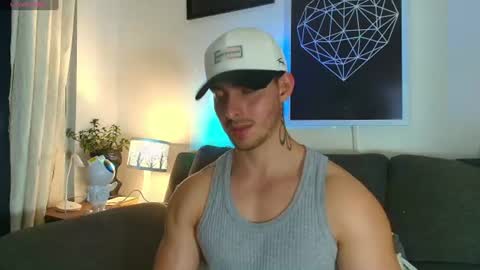 Snapshot of thomylov chatting on June 2026 02:44:02 AM thomylov online show from June 2026 02:44:02 AM