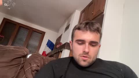 Snapshot of thony_grey chatting on December 2024 09:46:01 PM Thony Grey online show from December 2024 09:46:01 PM