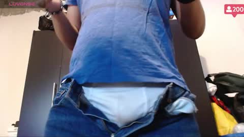 Snapshot of thor0200 chatting on January 2025 06:26:01 PM thor0200 online show from January 2025 06:26:01 PM