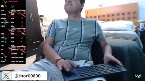 Snapshot of thor0200 chatting on September 2025 03:08:01 AM thor0200 online show from September 2025 03:08:01 AM