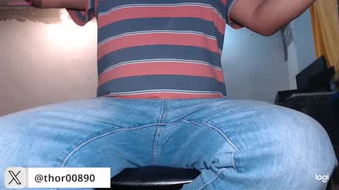 thor0200 online show from November 2025 03:28:02 AM