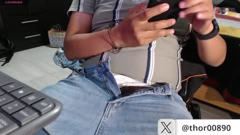 thor0200 online show from March 2026 06:25:01 AM