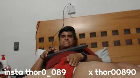 Snapshot of thor0200 chatting on April 2026 04:39:01 AM thor0200 online show from April 2026 04:39:01 AM