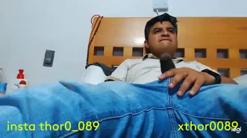 Snapshot of thor0200 chatting on May 2026 04:40:01 AM thor0200 online show from May 2026 04:40:01 AM