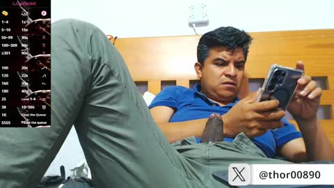 Snapshot of thor0200 chatting on May 2026 05:25:02 AM thor0200 online show from May 2026 05:25:02 AM