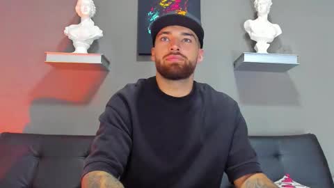 thor_evans online show from October 2025 09:23:02 PM