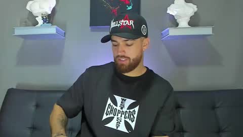 thor_evans online show from November 2025 12:33:01 AM