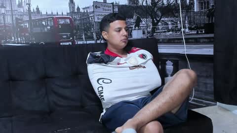 Snapshot of threesome_sexy chatting on January 2025 01:14:02 PM BRITHANY BRYAN ALEX online show from January 2025 01:14:02 PM