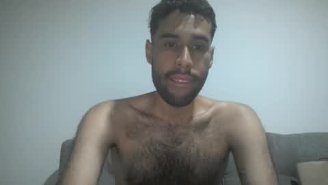 Snapshot of throwawayyourgun chatting on March 2025 09:15:02 PM Luka online show from March 2025 09:15:02 PM