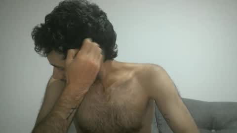 Snapshot of throwawayyourgun chatting on September 2025 07:02:02 PM Luka online show from September 2025 07:02:02 PM