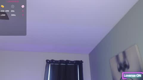 Snapshot of tiabellaxxx chatting on May 2026 08:37:01 PM Tia Bella online show from May 2026 08:37:01 PM