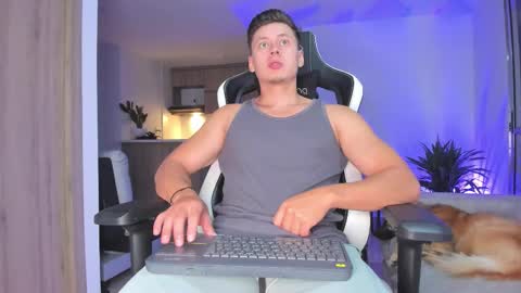 Snapshot of tiago_goez chatting on February 2026 12:53:01 AM santiago online show from February 2026 12:53:01 AM