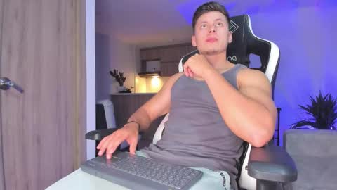 Snapshot of tiago_goez chatting on February 2026 02:53:01 AM santiago online show from February 2026 02:53:01 AM