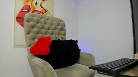 carolina online show from December 2025 10:55:02 AM