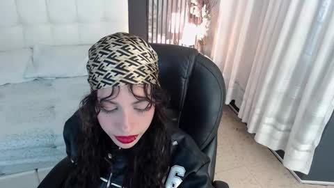 Snapshot of tiana_scot chatting on January 2026 11:38:02 AM LIA online show from January 2026 11:38:02 AM