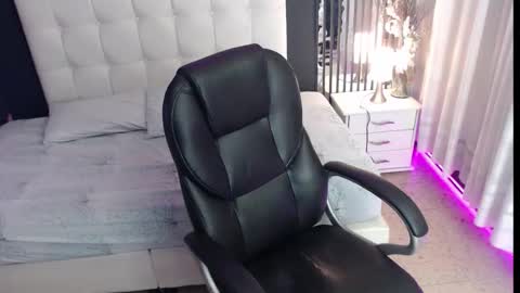 Snapshot of tiana_scot chatting on January 2026 11:47:01 AM LIA online show from January 2026 11:47:01 AM