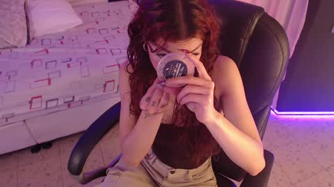 Snapshot of tiana_scot chatting on April 2026 02:33:01 PM LIA online show from April 2026 02:33:01 PM