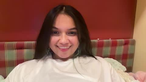 Tiana Le online show from April 2026 09:19:01 PM