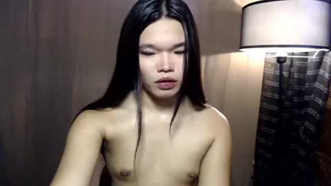 Ms. Tiara online show from November 2025 01:16:02 AM