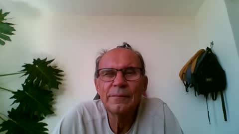 Snapshot of tiaretiareopui chatting on November 2025 10:50:02 AM tiaretiareopui online show from November 2025 10:50:02 AM