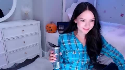 ticketshow online show from October 2025 12:44:01 AM