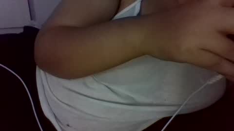 Snapshot of tiddystiny chatting on November 2025 03:50:02 AM MysteriousTiddystiny online show from November 2025 03:50:02 AM