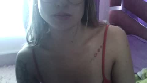 Tifanny online show from December 2025 03:18:02 PM