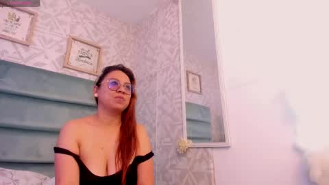 tifany_00 online show from April 2026 01:27:02 PM