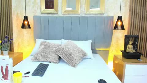 Snapshot of tifany_boobsgb chatting on September 2025 08:09:01 PM Dana Montoya online show from September 2025 08:09:01 PM