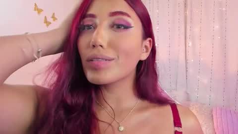 Tiffany online show from September 2025 01:50:01 AM