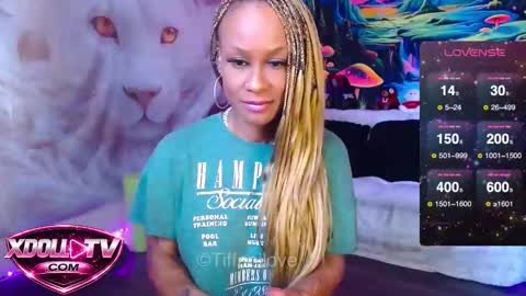 Snapshot of tiffanilove chatting on January 2026 04:00:02 PM Tiffani Love online show from January 2026 04:00:02 PM