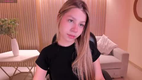 Snapshot of tiffannysins chatting on July 2026 04:27:02 AM Tiffanny Sins online show from July 2026 04:27:02 AM
