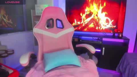 Snapshot of tiffany_bela chatting on February 2025 11:57:01 PM Tiffany Bela online show from February 2025 11:57:01 PM