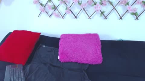 Tiffany online show from March 2026 01:32:02 AM