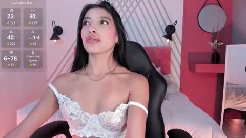 tiffany_low online show from March 2026 01:28:02 PM