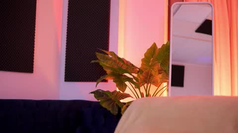 Snapshot of tiffanyblaize chatting on February 2026 04:10:02 AM Tiff online show from February 2026 04:10:02 AM