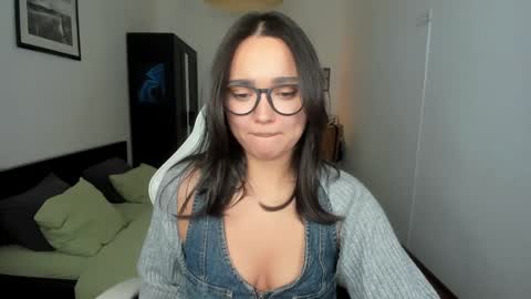  Tiffany  online show from January 2025 09:37:02 AM