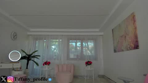 Tiffany Houston online show from November 2025 06:49:01 AM