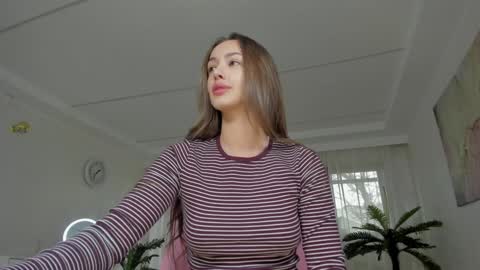 Tiffany Houston online show from December 2025 06:55:02 AM