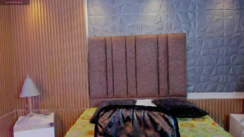 tiffanyhoustton online show from April 2026 12:16:02 PM