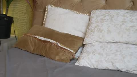 Snapshot of tiffanytrinity chatting on November 2025 07:48:02 PM Tiffany online show from November 2025 07:48:02 PM