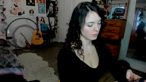 Snapshot of tiggerrosey chatting on February 2025 12:17:01 AM All my Links online show from February 2025 12:17:01 AM