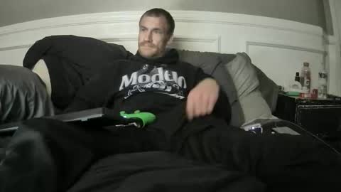 Snapshot of tiggity19 chatting on April 2026 04:48:02 PM Tiggity23 come stroke my 9 cock with ne online show from April 2026 04:48:02 PM