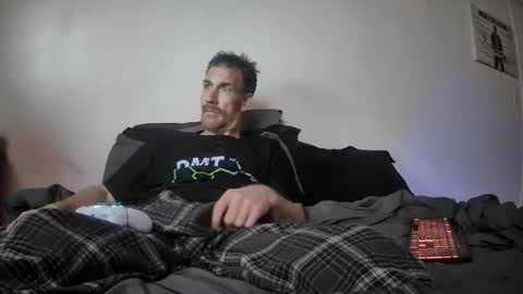 Snapshot of tiggity19 chatting on June 2026 03:52:02 AM Tiggity23 come stroke my 9 cock with ne online show from June 2026 03:52:02 AM