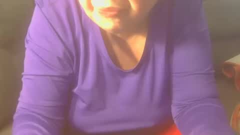 Snapshot of tight_kitty55 chatting on October 2025 07:03:01 PM tight Kitty55 online show from October 2025 07:03:01 PM
